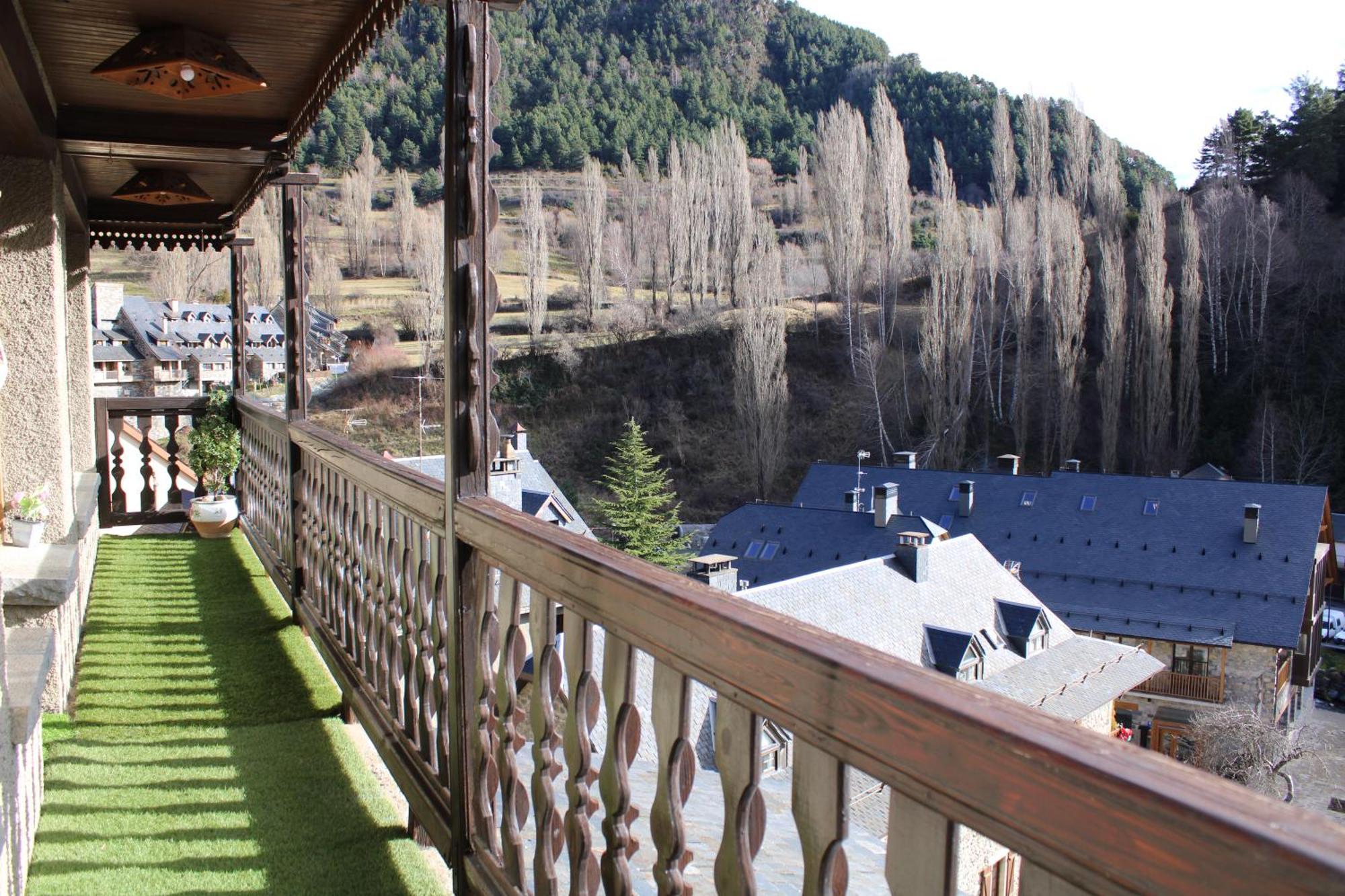 El Balcon Del Garmo Villa ซาเยนต์ เด กาเยโก ภายนอก รูปภาพ