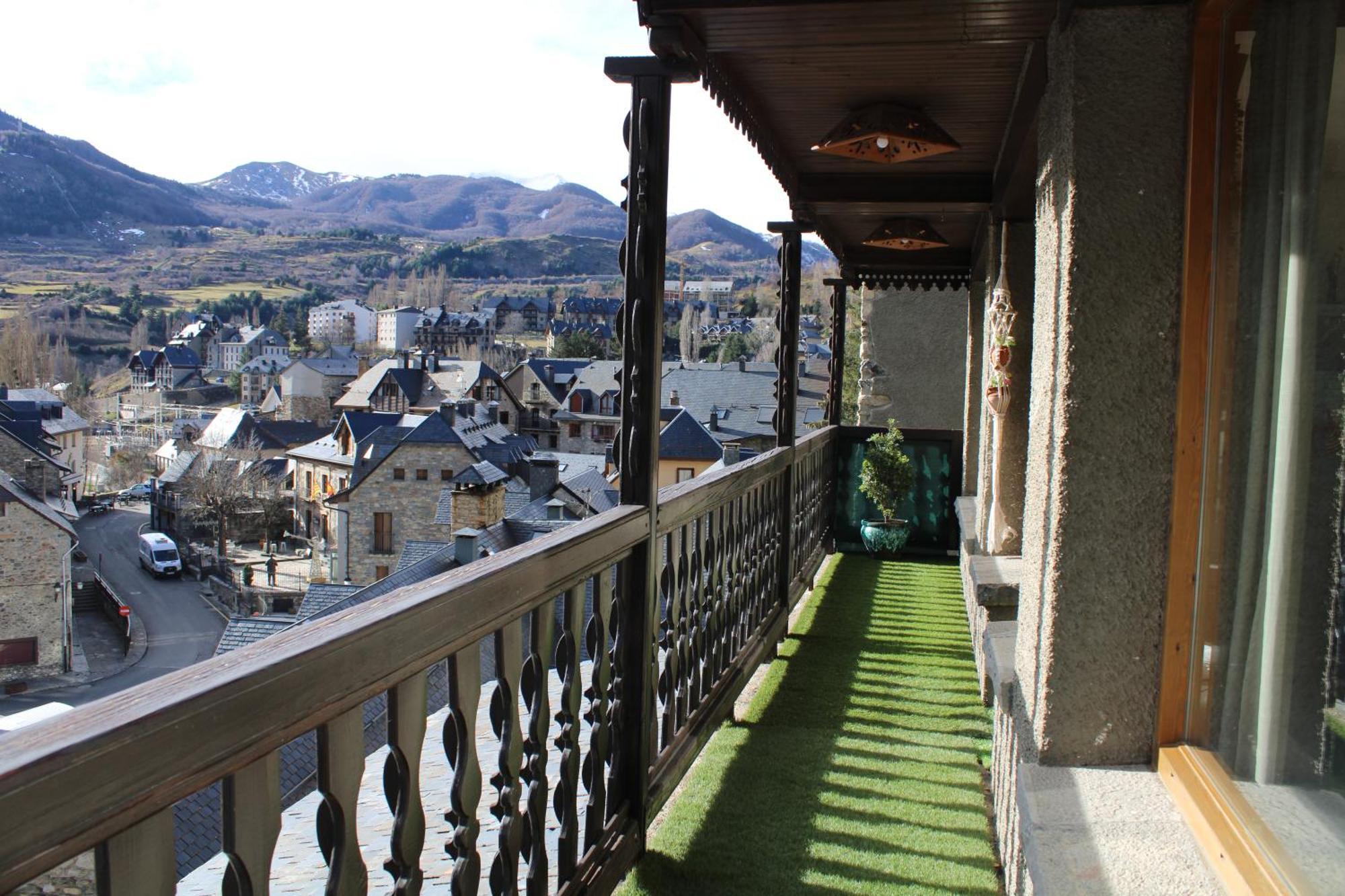 El Balcon Del Garmo Villa ซาเยนต์ เด กาเยโก ภายนอก รูปภาพ