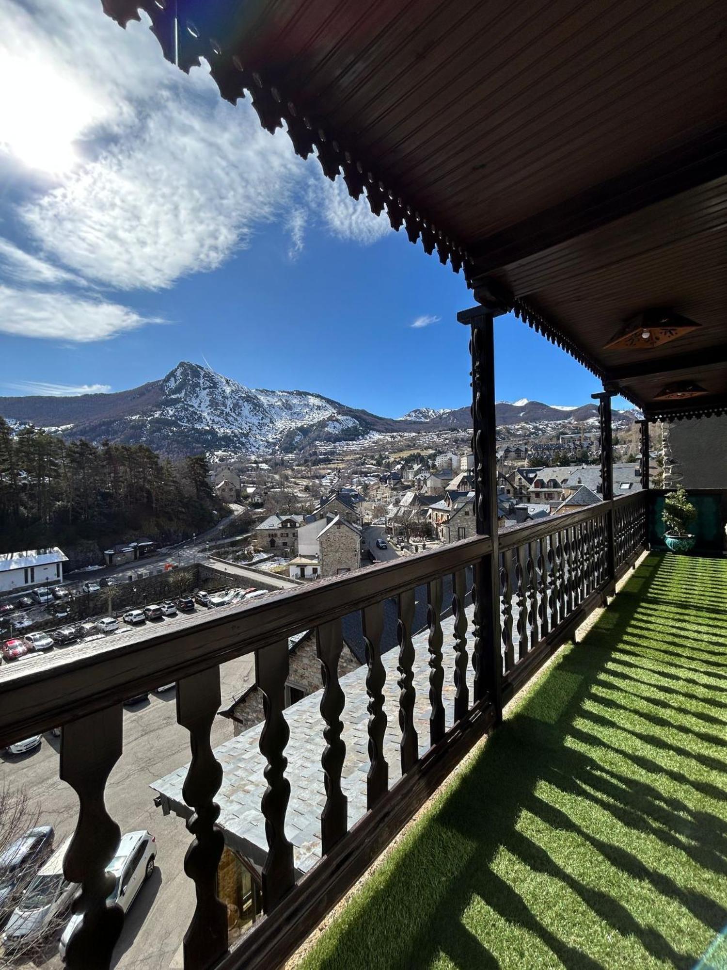 El Balcon Del Garmo Villa ซาเยนต์ เด กาเยโก ภายนอก รูปภาพ